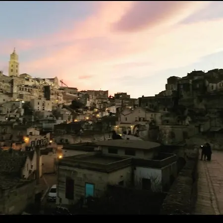 La Grotta Nei Sassi - Con Idromassaggio - マテーラ